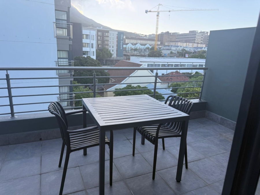 To Let 3 Bedroom Property for Rent in Observatory Western Cape
